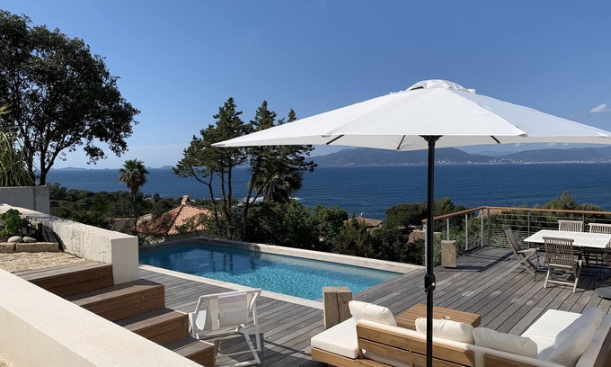 Portigliolo House | Villa, vue Exceptionnelle à 5 Minutes à Pied de la Plage de Portigliolo