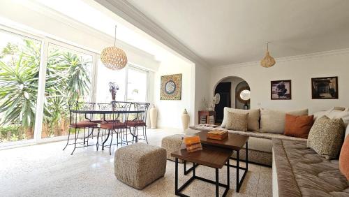 Arbaa Sahel Villa | Villa vue mer imprenable- charme et tranquillité