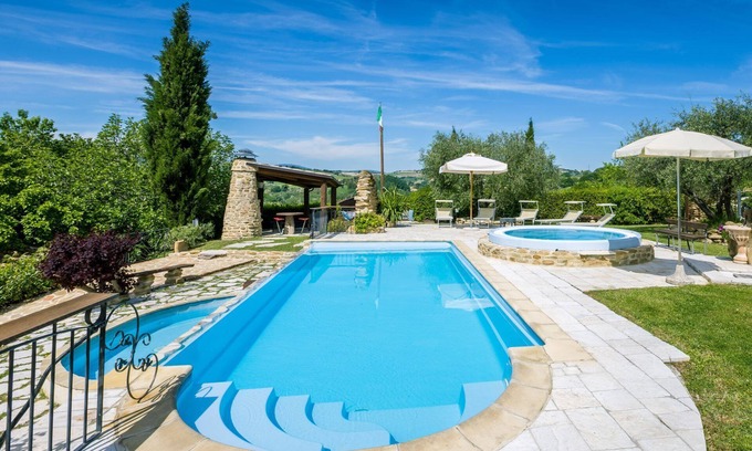 Barchi Villa | Villa Walter, cozy and reserved villa for nature lovers just 25 minutes from the Adriatic Sea