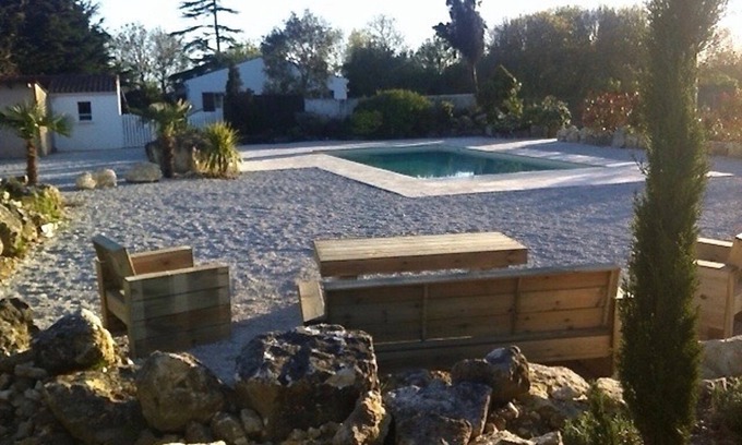 Saint-Pierre-d'Oleron Villa | Villa with swimming pool located between La Côtinère and St Pierre d'Oléron