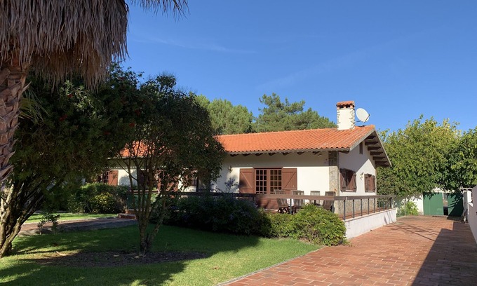 Salir do Porto House | Villa with garden and swimming pool surrounded by nature and close to the beach
