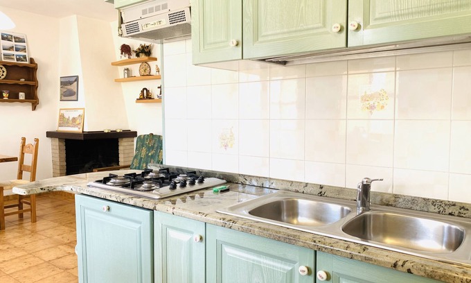 Solanas Villa | Villa with garden 150 meters from the beach with air conditioning!