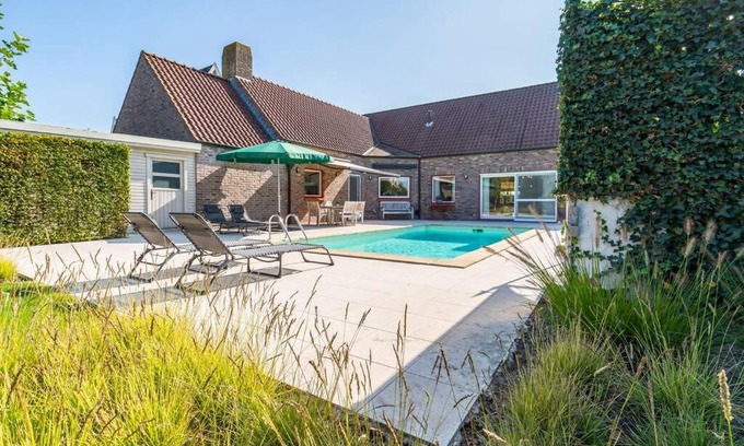 Vivenkapelle Villa | Villa with heated swimming pool, sauna and garden