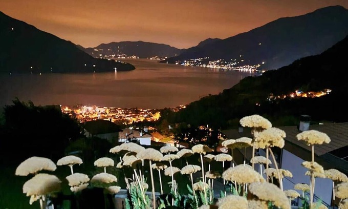 Vercana Villa | Villa with large garden and super breathtaking panorama, relaxation, peace