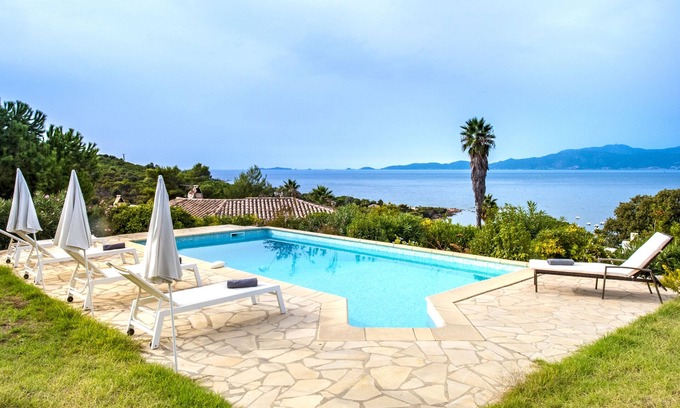 Portigliolo Villa | Villa with panoramic view 5 minutes from the beach