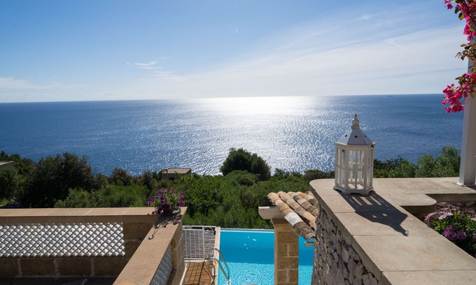 Corsano Villa | Villa with pool and garden for exclusive use