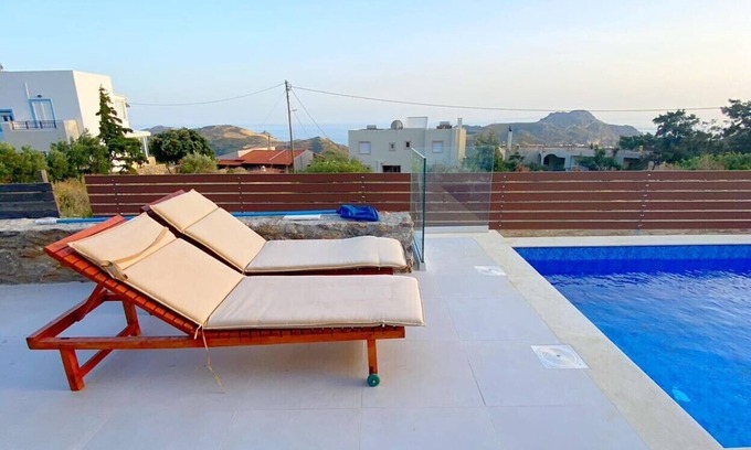 Mariou Villa | VILLA WITH PRIVATE POOL AND SCENIC SURROUNDINGS