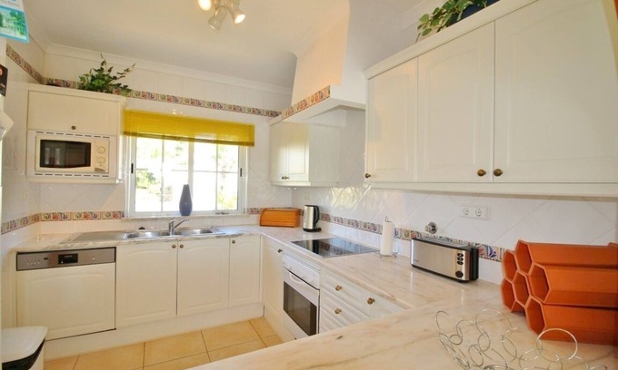 Budens Villa | Villa with Private Heatable Pool on Golf Course