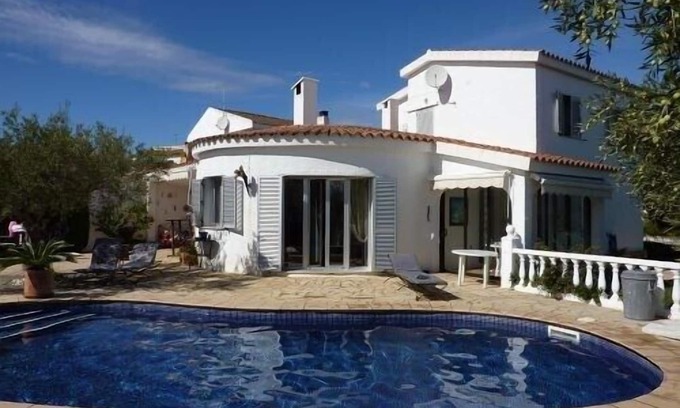 Cap Roig House | Villa with solar heated pool for 8 persons 200m from the sea