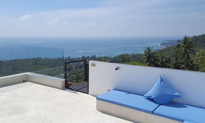 Lamai City Center Villa | Villa with spectacular sea view & waterfall in Koh Samui