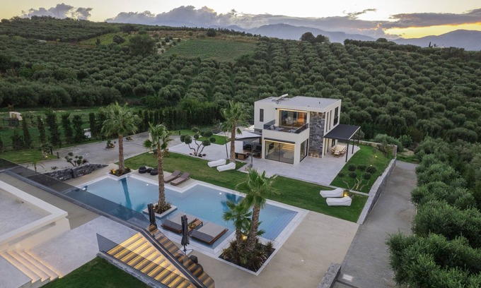 Heraklion Villa | Villa Yolies