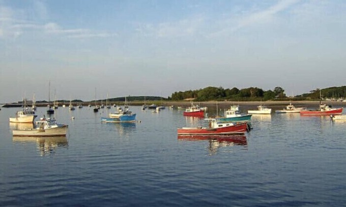 Cohasset House | Village Colonial/Harbor Views.