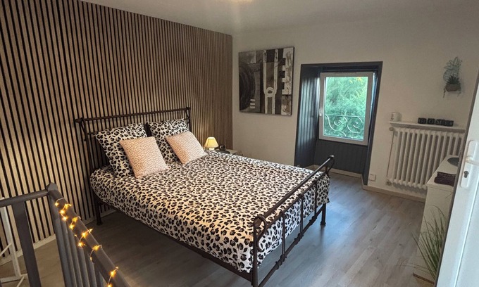 Espaly-Saint-Marcel House | 🏡 Village house with terrace, near Le Puy-en-Velay