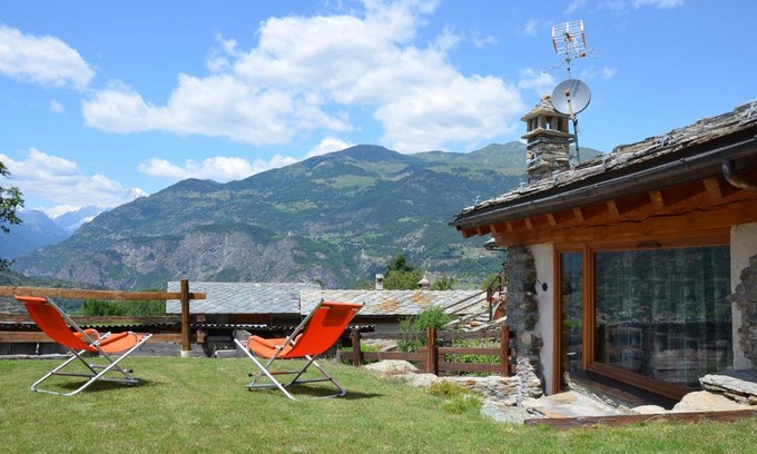 Villeneuve House | Villetta con giardino e panorama incantevole