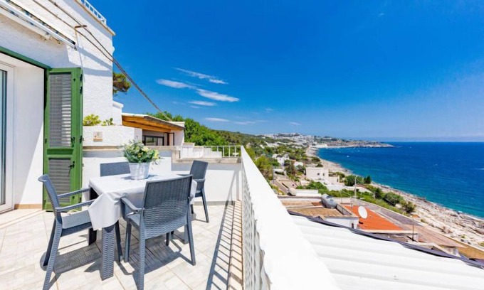 Castro Marina Apartment | Villetta Paradiso by Interhome