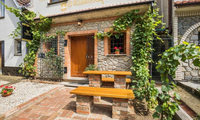 Hovorany House | Vinoza - ubytování a vinný sklep v Moravském Toskánsku
