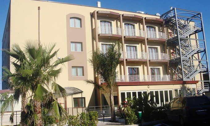 Divieto Hotel | Viola Palace Hotel