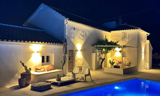 Encinarejo de Cordoba Villa | Vista Las Colinas - panoramic views with private pool