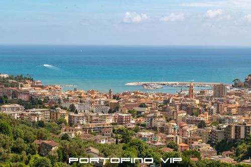 Rapallo Apartment | Vista nel blù con piscina by PortofinoVip