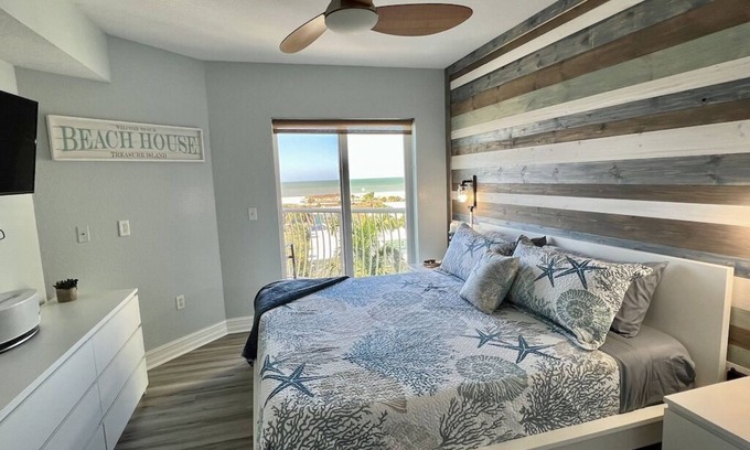 Treasure Island Condo | Vitamin SEA & Sunset Views Treasure Island, FL find us @ oasisgetaways.us
