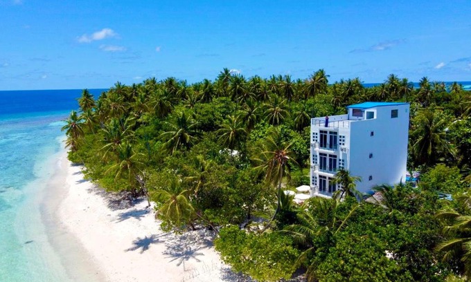 Hangnaameedhoo House | VIVA Beach Maldives