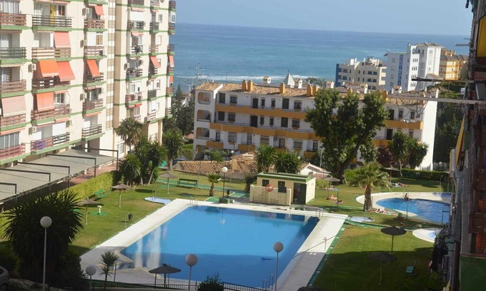 Benalmadena Costa Apartment | VIVE BENALMÁDENA ESTUDIO LAS NACIONES 1 - 513, playa 200m,
