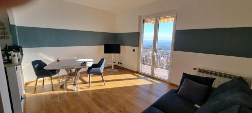 Nebbiuno Apartment | Vizz'House