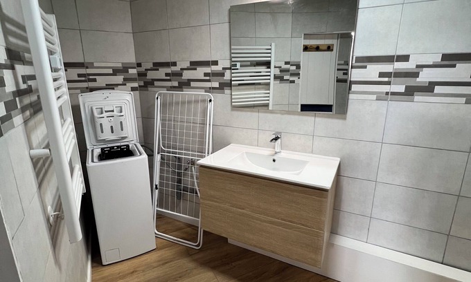 Ouzouer-sur-Trezee Apartment | Vrbo Property