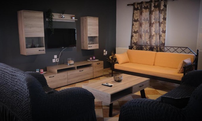 Kithira Apartment | Vretti's apartment