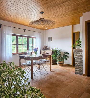 Aywaille Apartment | Vue sur les collines