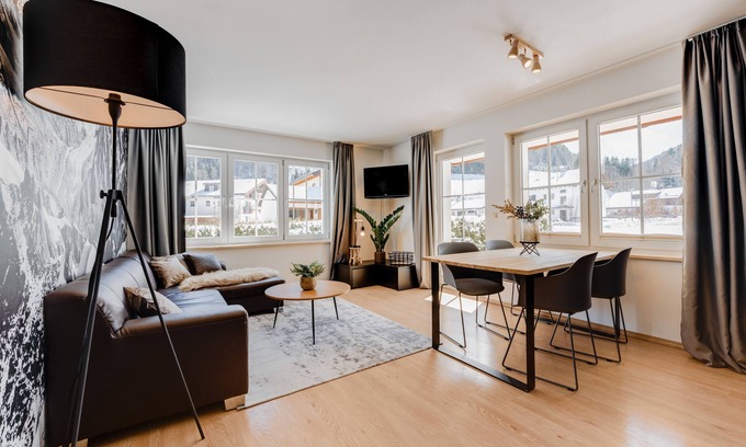 Unterjoch Apartment | VYLD: Bockfels with mountain view