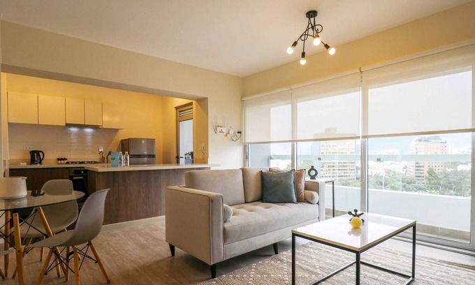 Leuro Apartment | w*| Fantastic 2BR w/modern balcony in Miraflores