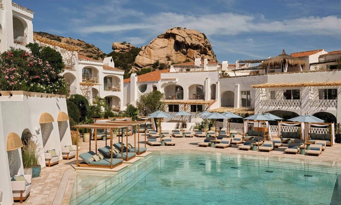 Poltu Quatu Hotel | W Sardinia - Poltu Quatu