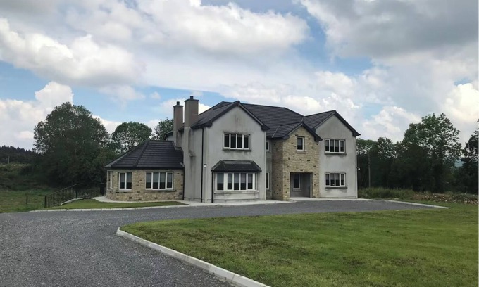 Barran House | Wainsfort House, Blacklion – A Charming Retreat for Your Perfect Getaway