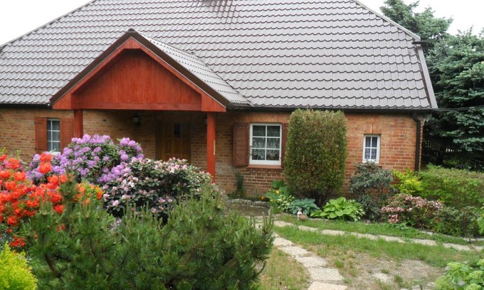 gmina Krzecin House | Wakacje nad jeziorem w Chłopowie