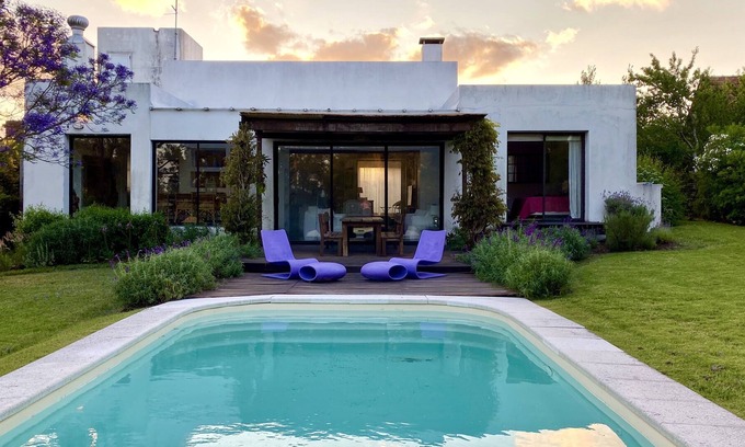 Montevideo Department Villa | Wake up in the middle of nature, with golf and private swimming-pool