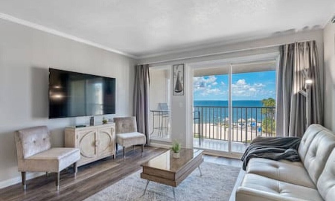 Rocky Point Apartment | Wake up to the ocean breeze - Enjoy amazing views