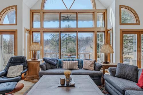 West Hartford House | Walk to Club Game Room - Whitman Brook Overlook