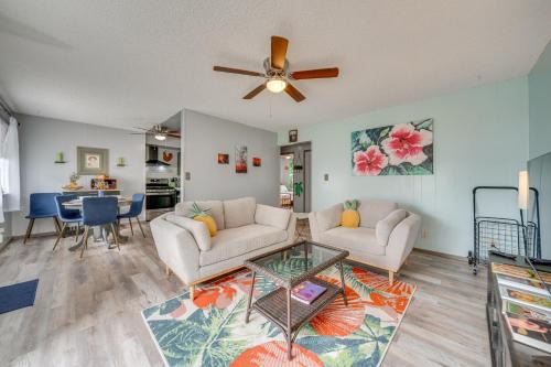 Hilo Apartment | Walk to Dtwn Hilo Island Escape with Pool!