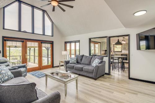 Celina House | Walk to Marina Water-View Dale Hollow Lake Escape
