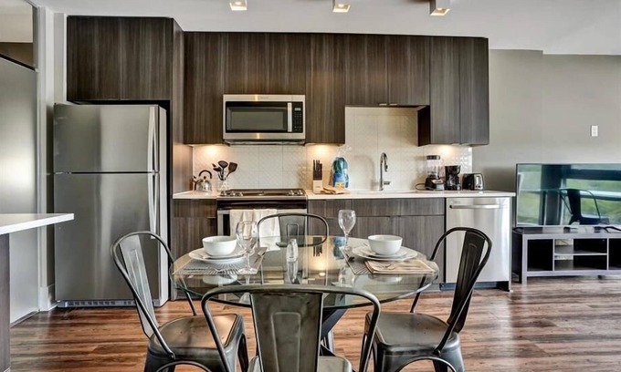 Garden Hills Apartment | Walk to Subway| 2BR w/Parking Available | Buckhead Views