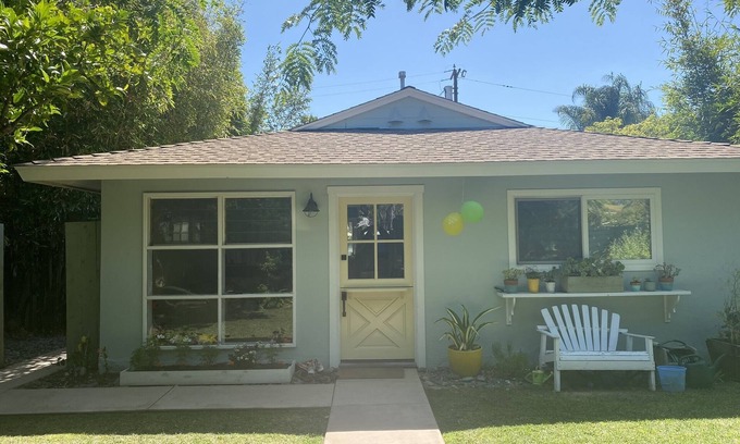 Leucadia House | Walk to the beach or relax and grill outdoors in the amazing yard!