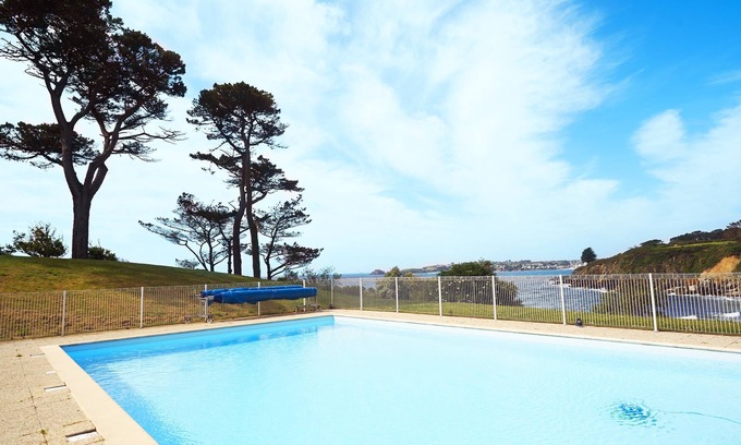 Locmaria-Plouzane House | Walk to the Beach! Rustic + Comfy House