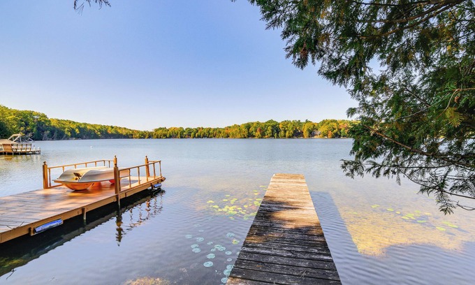Suring House | Walk to Water: Lake House in Suring!