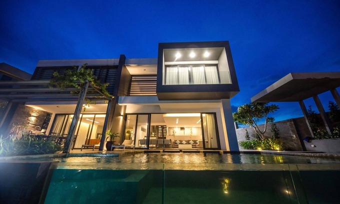 Nha Trang Villa | Wanan Villa with Private Pool and Seaview