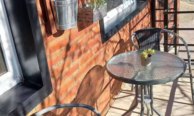 Centro Apartment | Warm and bright apartment in the center of town