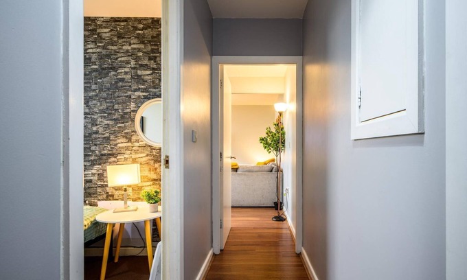 Rochdale Apartment | Warm Cozy Relaxing Nest