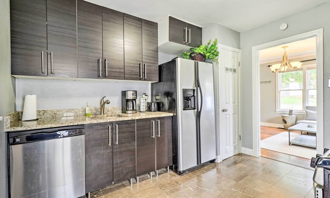 North Loop House | Warm & Welcoming Home w/Yard Near UT Campus!
