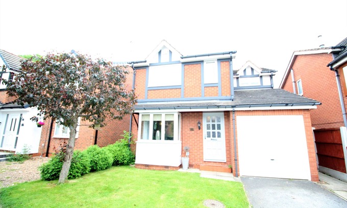 Warmsworth House | Warmsworth - 3 Bed Detached - Quiet Cul De Sacnrefurbished to a High Standard