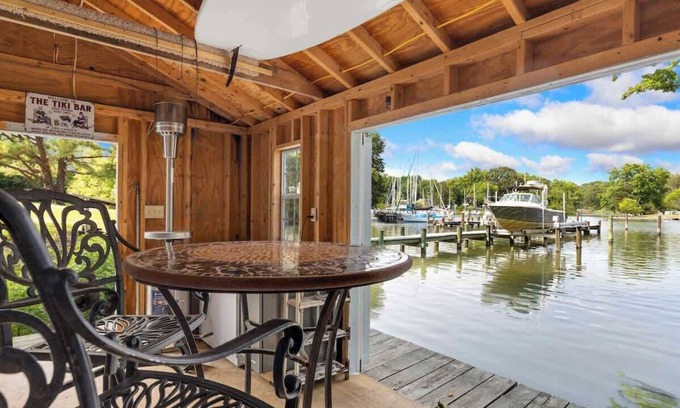 Mayo House | Waterfront Camper with Dock
